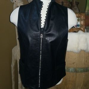 Yingying leather vest